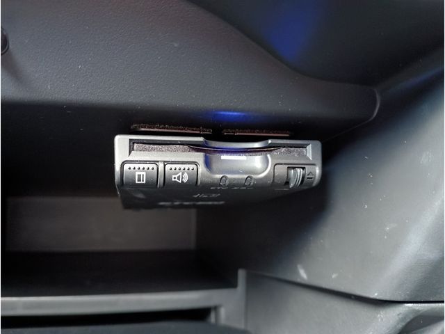 NISSAN NOTE 2018 Image 31