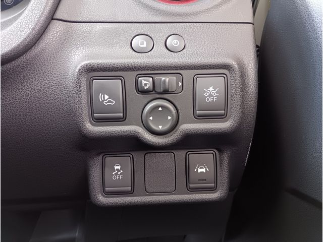 NISSAN NOTE 2018 Image 31