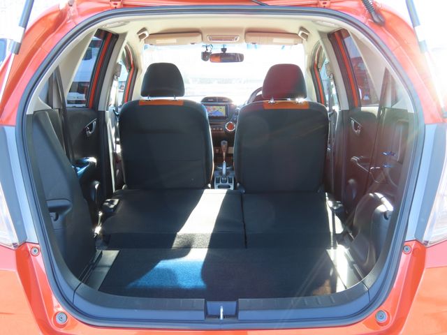 HONDA FIT 2011 Image 31