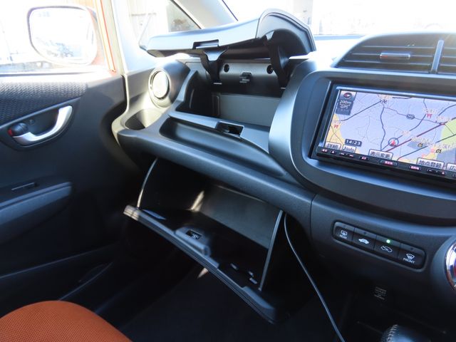 HONDA FIT 2011 Image 31