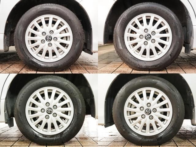 TOYOTA NOAH HYBRID 2017 Image 31