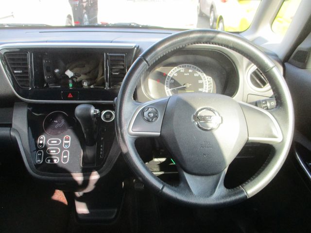 NISSAN DAYZ ROOX 2017 Image 31