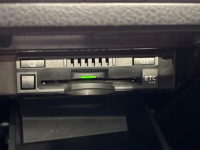 TOYOTA CAMRY HYBRID 2021 Image 31