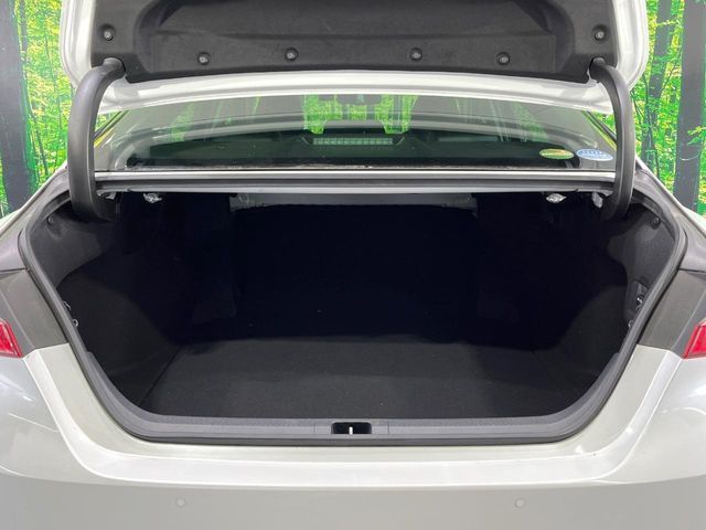 TOYOTA CAMRY HYBRID 2021 Image 31