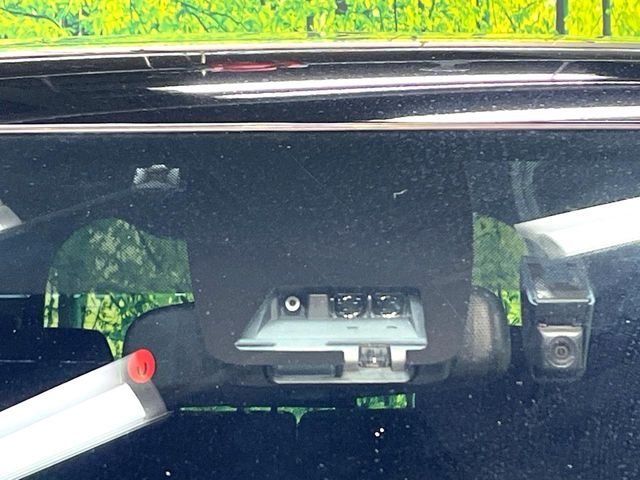 TOYOTA VOXY 2018 Image 31