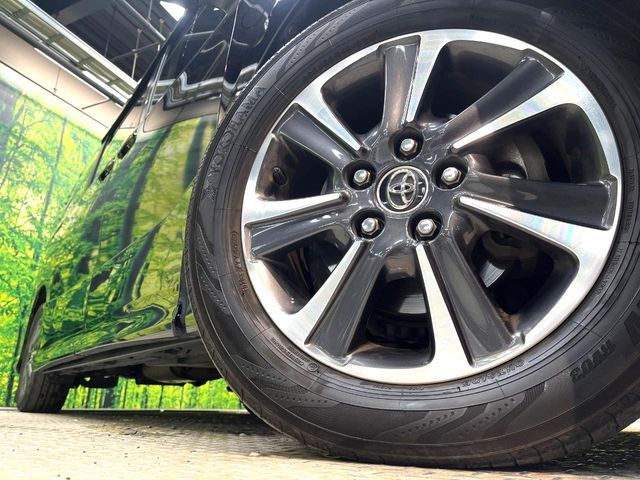 TOYOTA VOXY 2018 Image 31