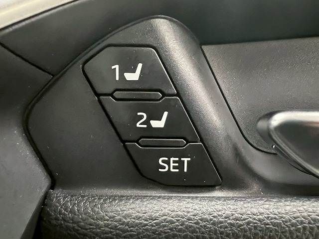 TOYOTA RAV4 4WD 2022 Image 31