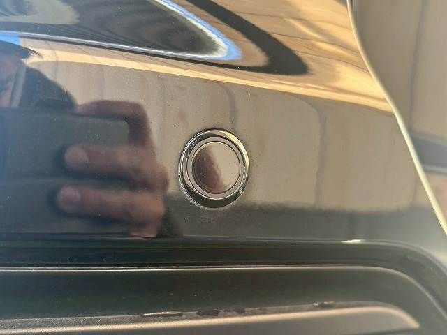 TOYOTA VOXY HYBRID 2022 Image 31