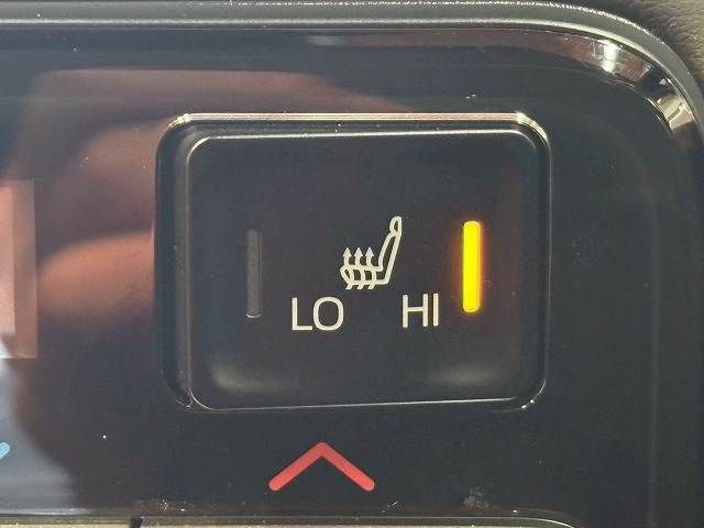 TOYOTA VOXY HYBRID 2022 Image 31