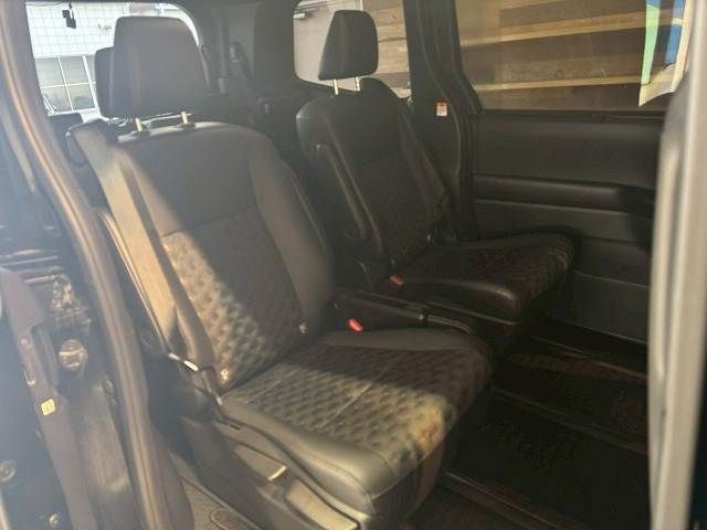 TOYOTA VOXY HYBRID 2022 Image 31