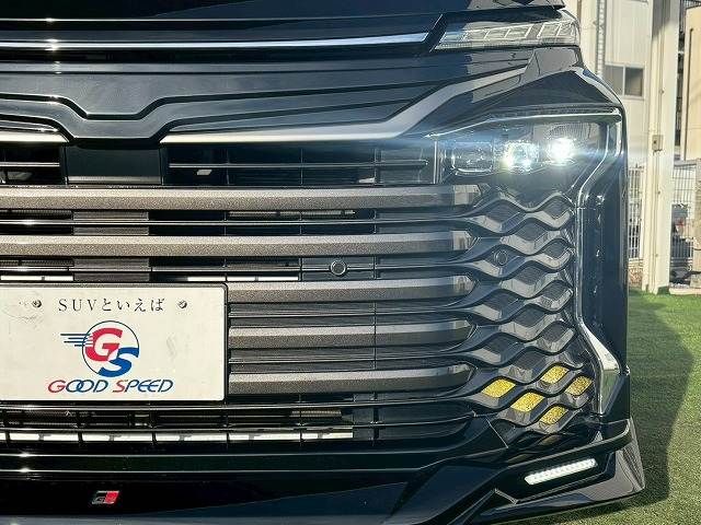 TOYOTA VOXY HYBRID 2022 Image 31