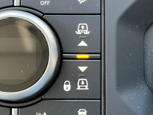 ROVER DEFENDER 2023 Image 31