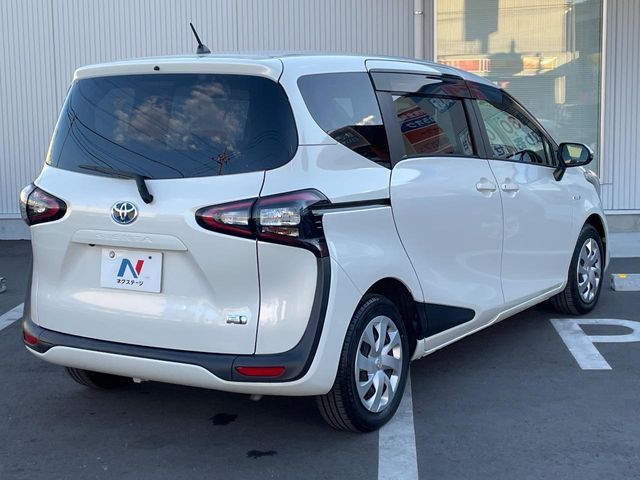 TOYOTA SIENTA HYBRID 2016 Image 31