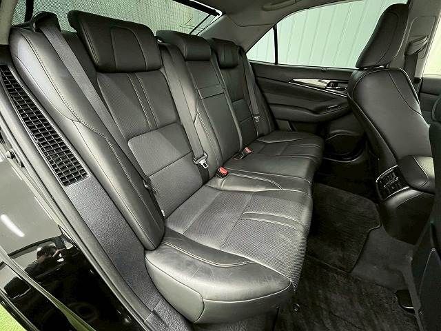 TOYOTA CROWN SEDAN HYBRID 2014 Image 31