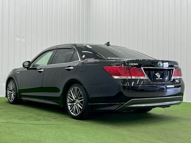 TOYOTA CROWN SEDAN HYBRID 2014 Image 31