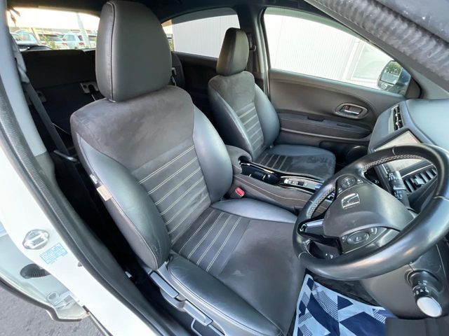 HONDA VEZEL HYBRID 2016 Image 31