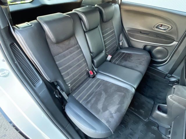 HONDA VEZEL HYBRID 2016 Image 31