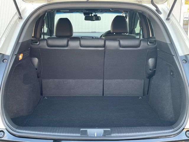 HONDA VEZEL HYBRID 2016 Image 31