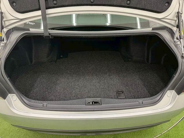 TOYOTA CROWN SEDAN 2013 Image 31