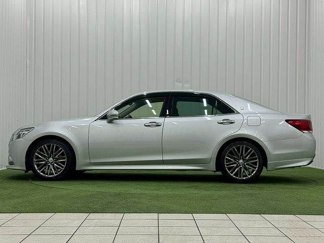 TOYOTA CROWN SEDAN 2013 Image 31