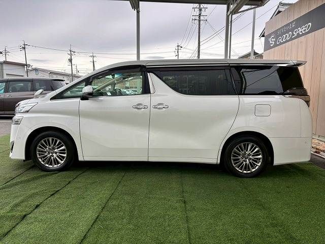 TOYOTA VELLFIRE 2018 Image 31