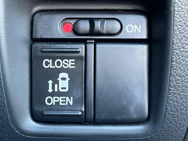 HONDA N BOX CUSTOM 2013 Image 31