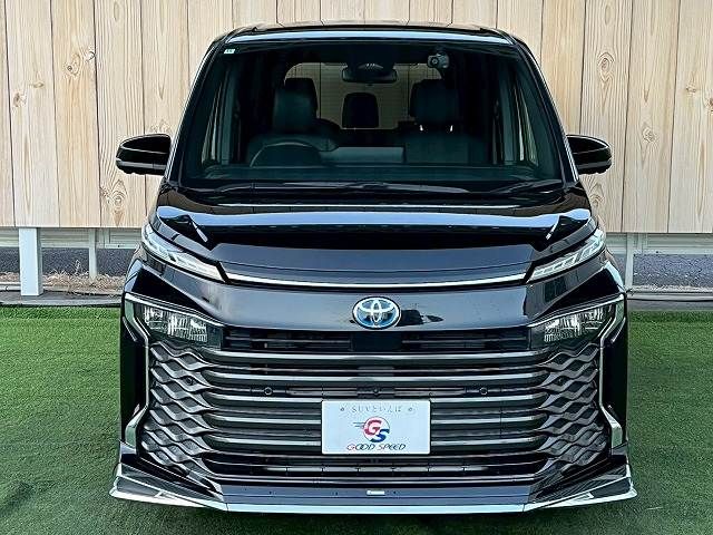 TOYOTA VOXY HYBRID 2022 Image 31