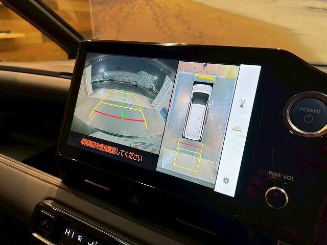 TOYOTA VOXY HYBRID 2022 Image 31