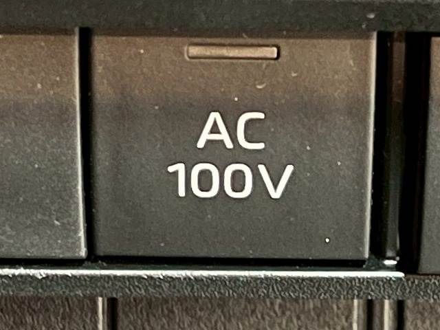 TOYOTA VOXY HYBRID 2022 Image 31