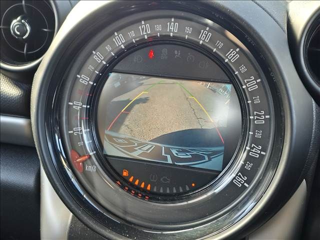 BMW MINI COOPER D CR 2015 Image 31