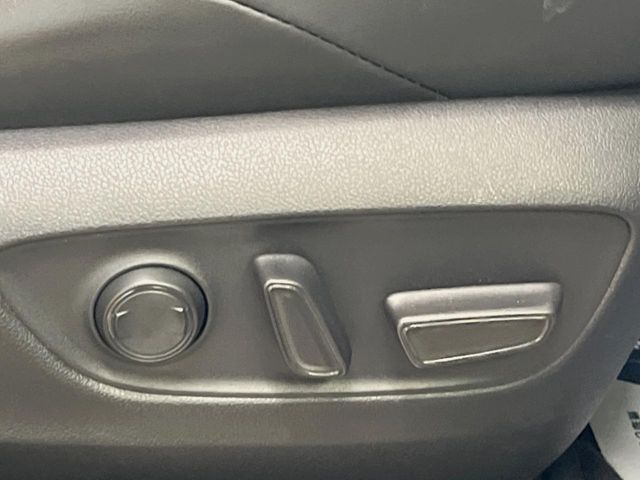 TOYOTA HARRIER 2WD 2020 Image 31