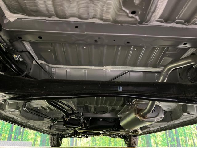 HONDA N BOX CUSTOM 2025 Image 31