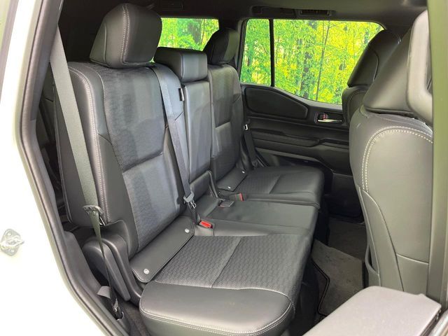 TOYOTA LANDCRUISER 250 2024 Image 31