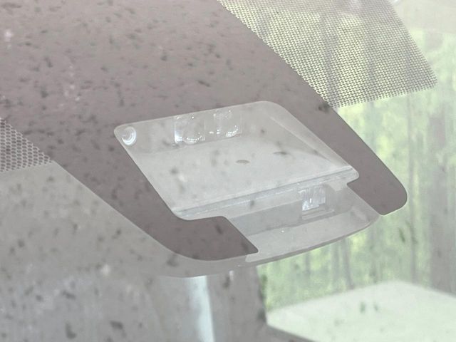 TOYOTA VOXY 2017 Image 31