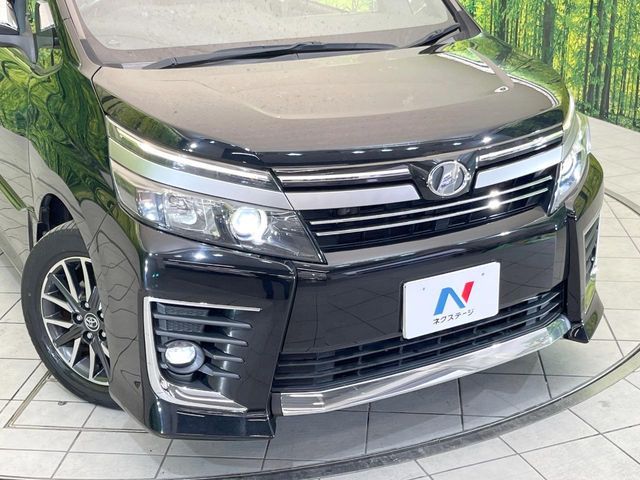 TOYOTA VOXY 2017 Image 31