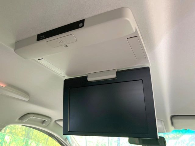 TOYOTA VELLFIRE 2013 Image 31