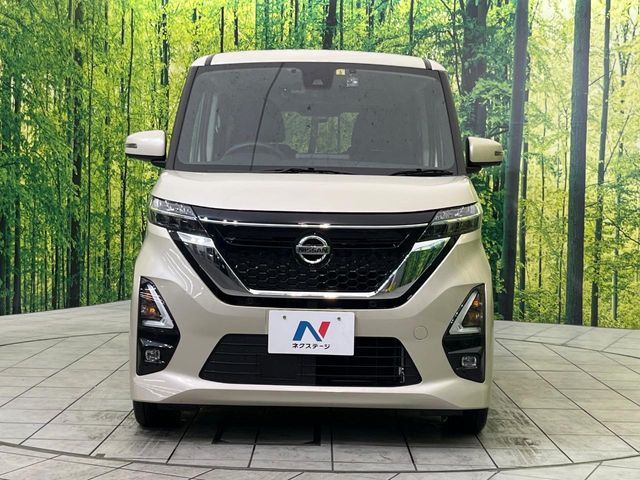 NISSAN ROOX 2023 Image 31