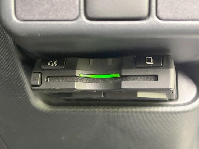 TOYOTA AQUA 2013 Image 31