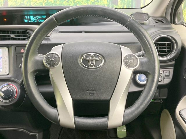 TOYOTA AQUA 2013 Image 31