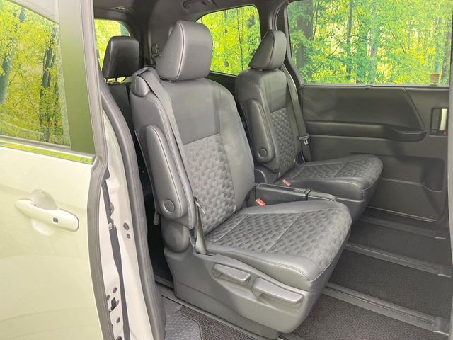 TOYOTA VOXY 2024 Image 31