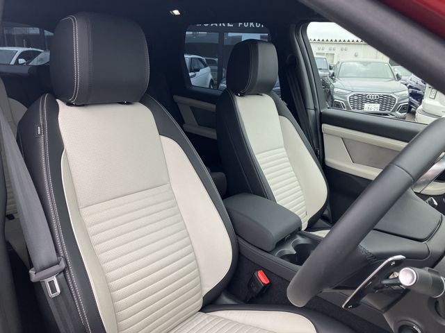 ROVER DISCOVERY SPOR 2024 Image 31