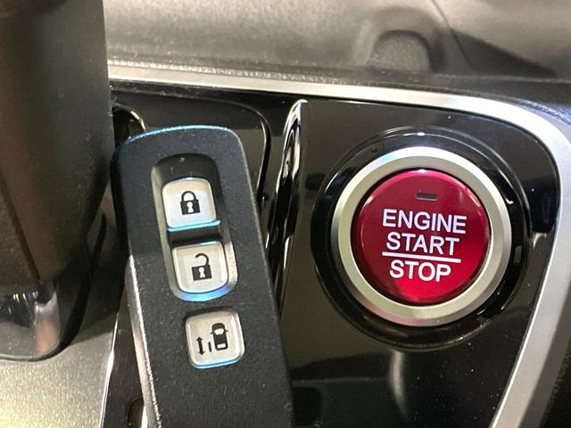 HONDA N BOX CUSTOM 2017 Image 31