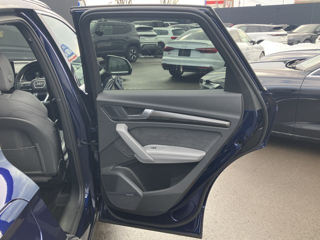 AUDI SQ5 2022 Image 31