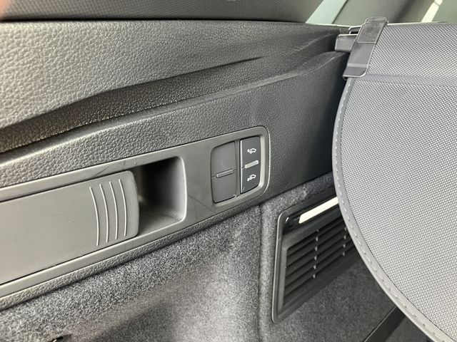 AUDI SQ5 2022 Image 31