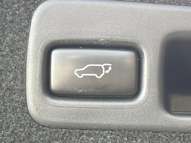 TOYOTA HARRIER 2WD 2014 Image 31