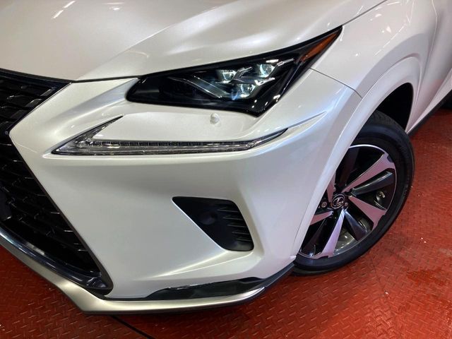 TOYOTA LEXUS NX300 2020 Image 31