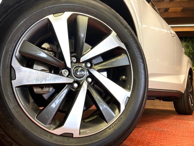 TOYOTA LEXUS NX300 2020 Image 31