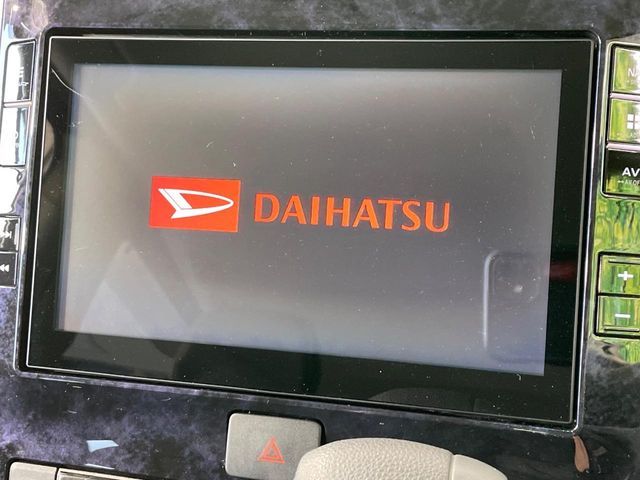 DAIHATSU TANTO CUSTOM 2017 Image 31