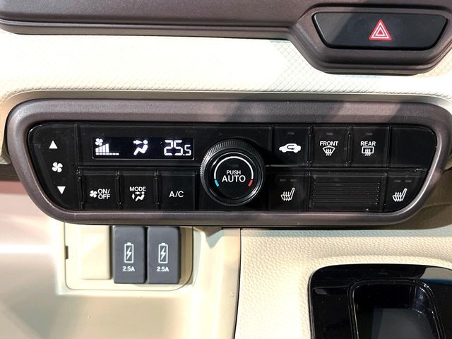 HONDA N BOX 2020 Image 31