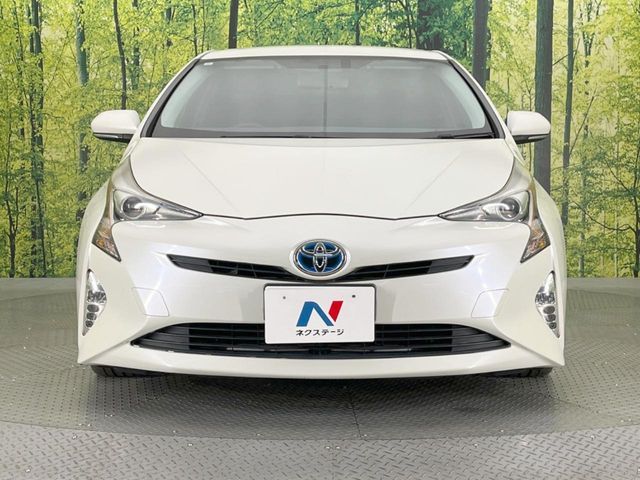 TOYOTA PRIUS 2017 Image 31